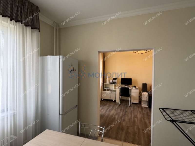 трёхкомнатная квартира на улице Родионова дом 27